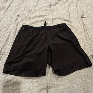 Ten Thousand Interval Short - L